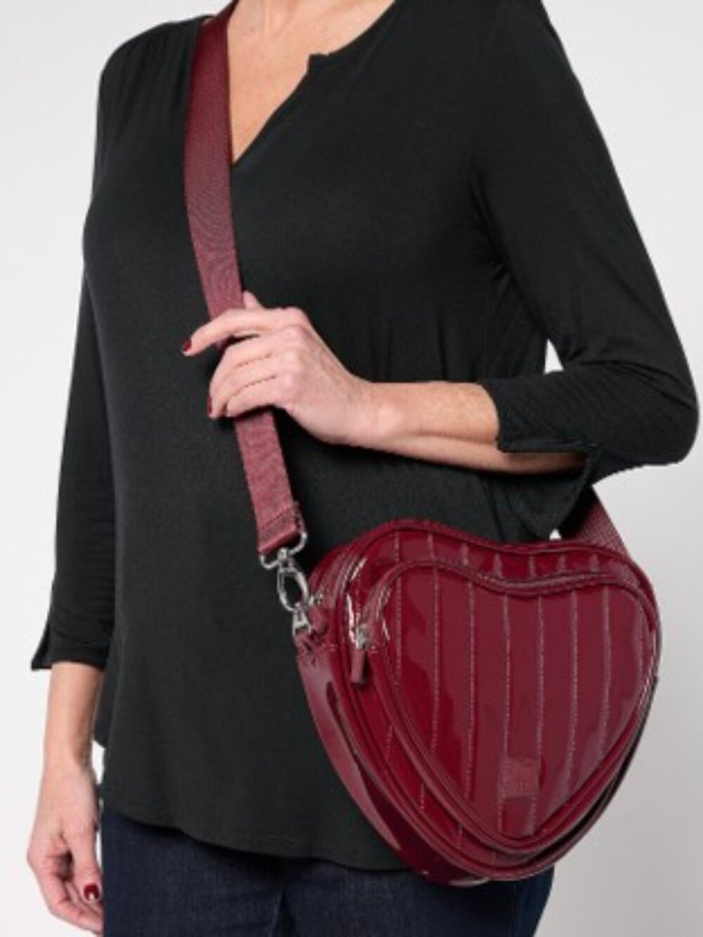 IHKWIP Be My Valentine Heart Crossbody Brand New